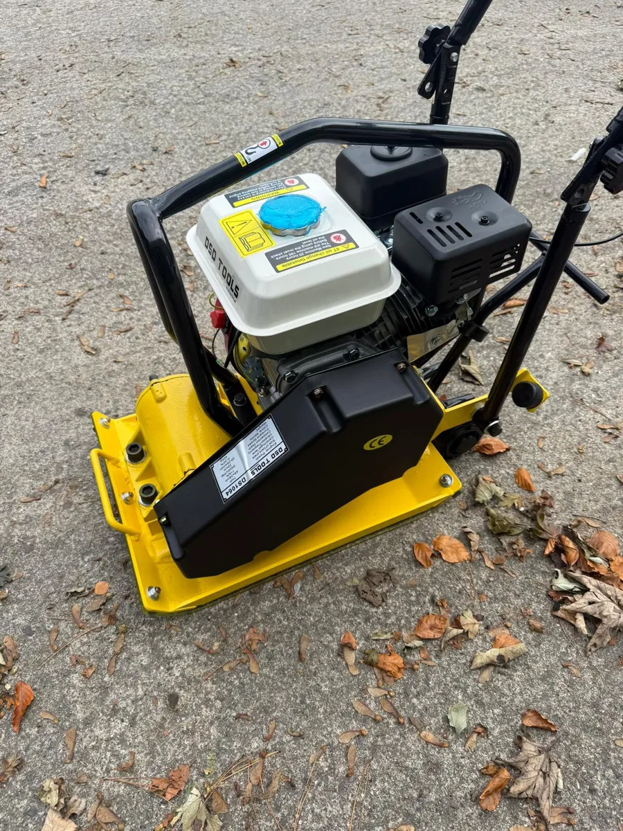 DSD 7 HP 4 Stroke Petrol Engine Wacker Plate Compa - Image 4