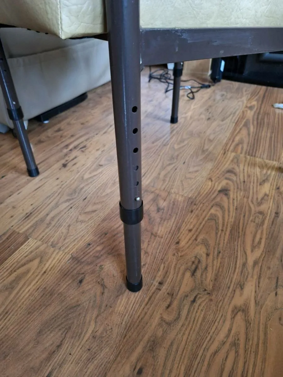 Orthopedec height adjustable chair - Image 4