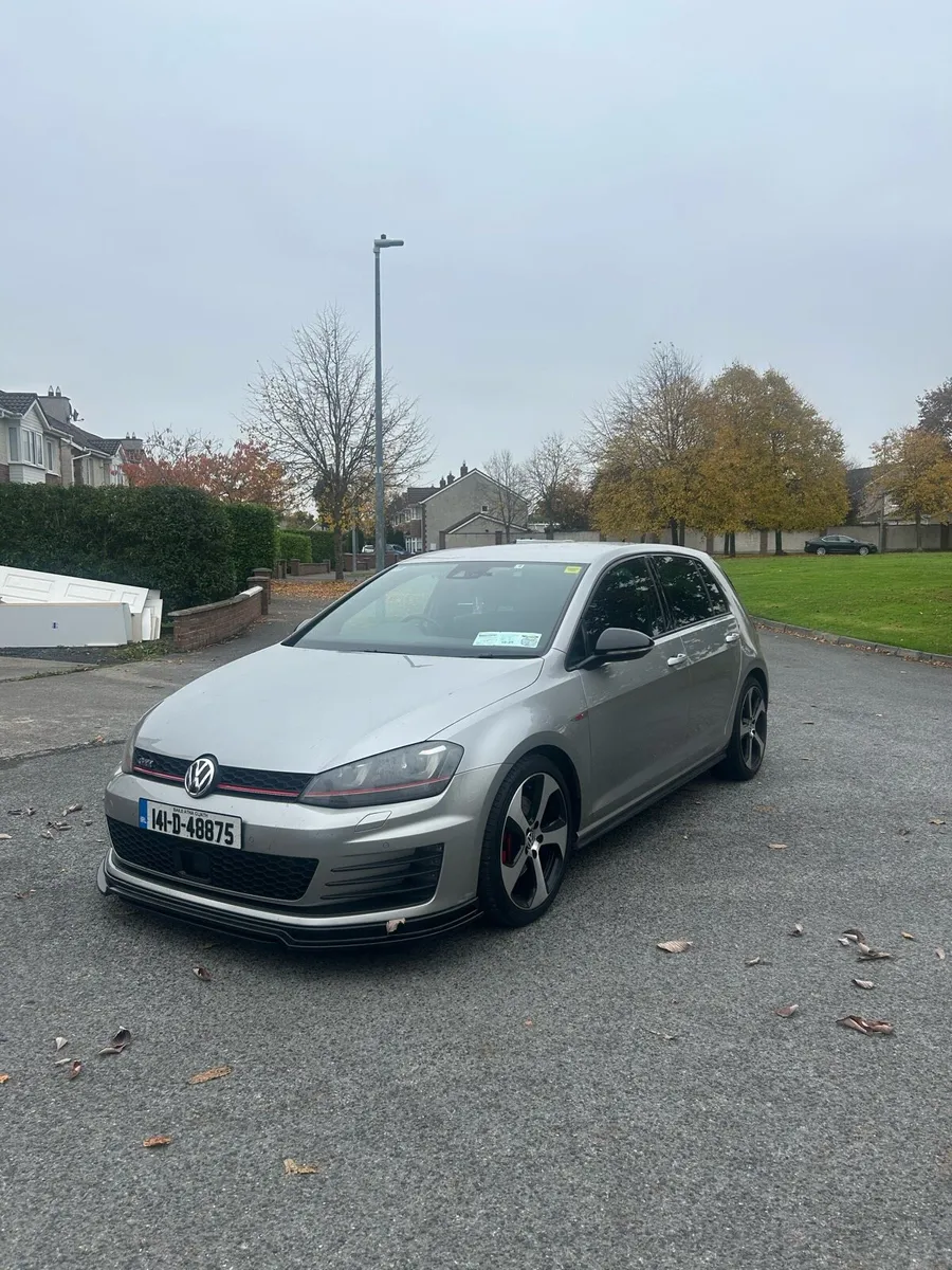 2014 Volkswagen Golf GTI - Image 3