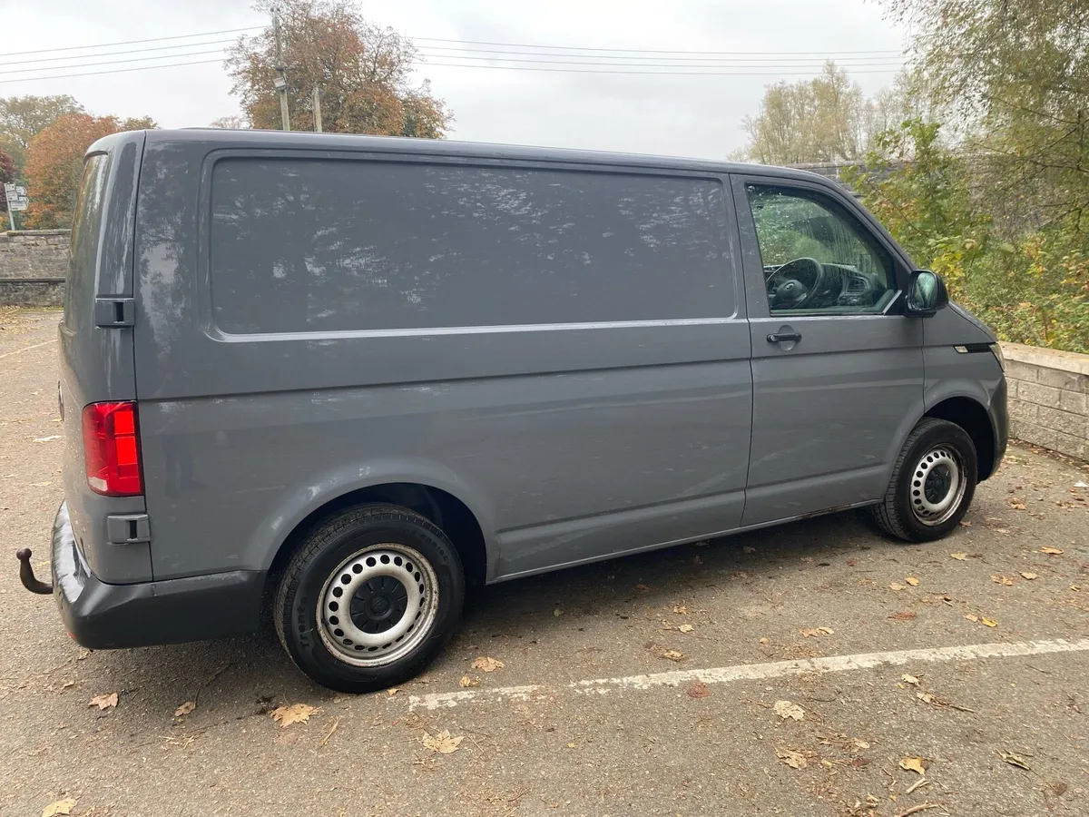 Volkswagen Transporter 2020 - Image 1