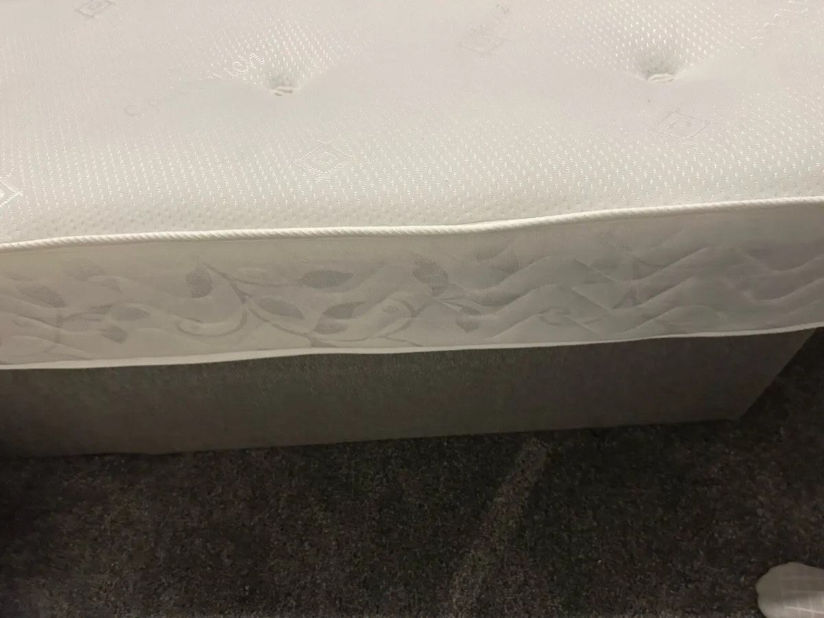 bed - Image 1
