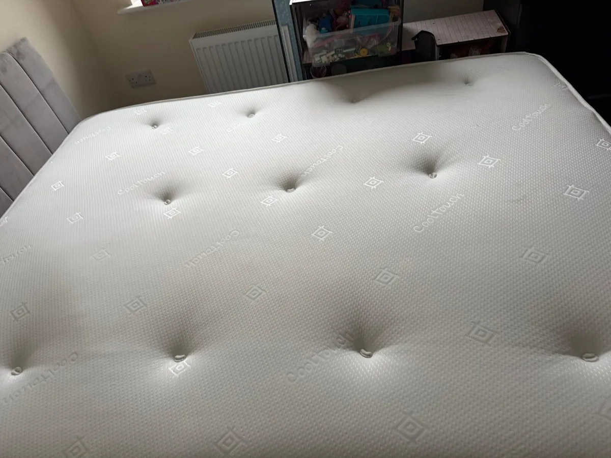 bed - Image 3