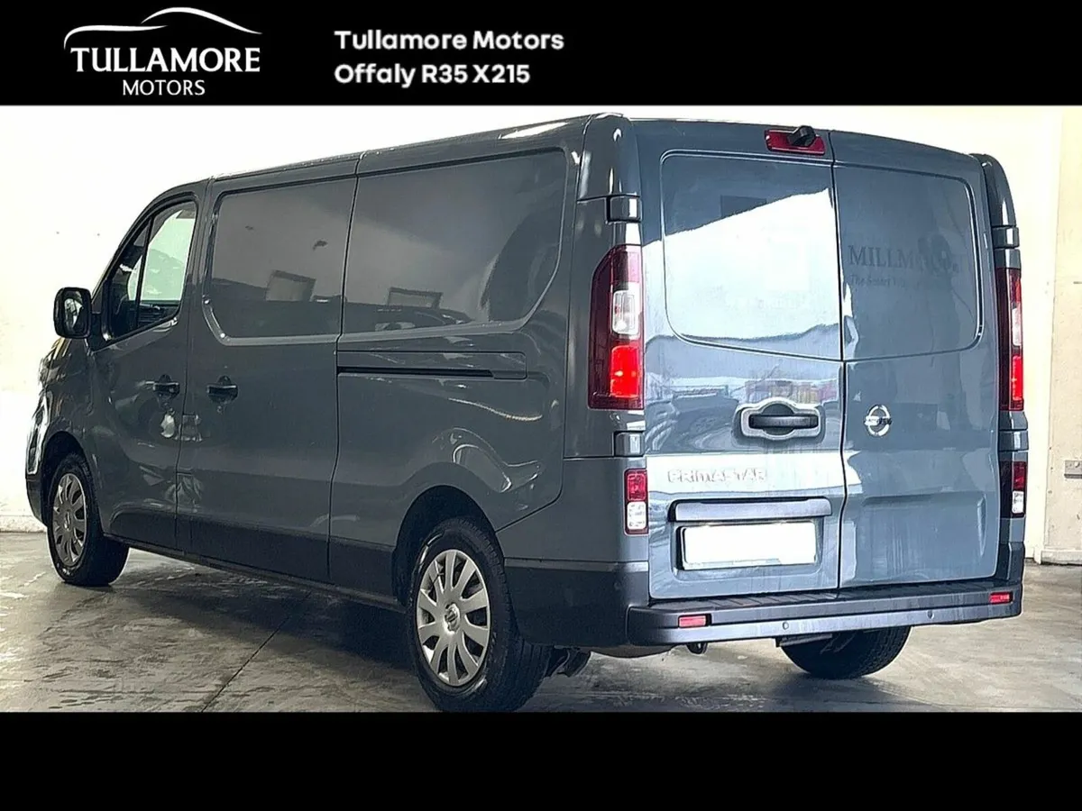 Nissan Primastar LWB 130 SV MY22 4 DR - Image 3