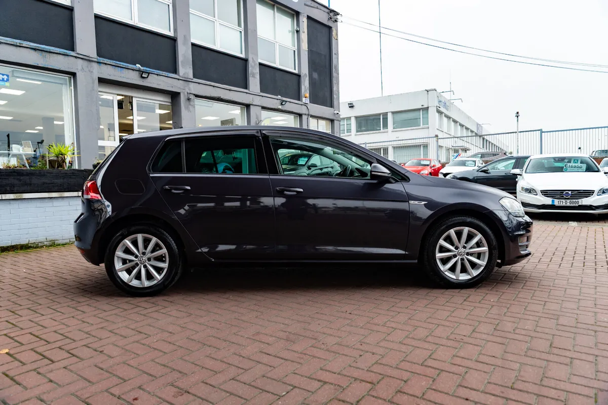 VOLKSWAGEN GOLF 1.2TSI LOUNGE HATCHBACK 5DR AUTOMA - Image 2