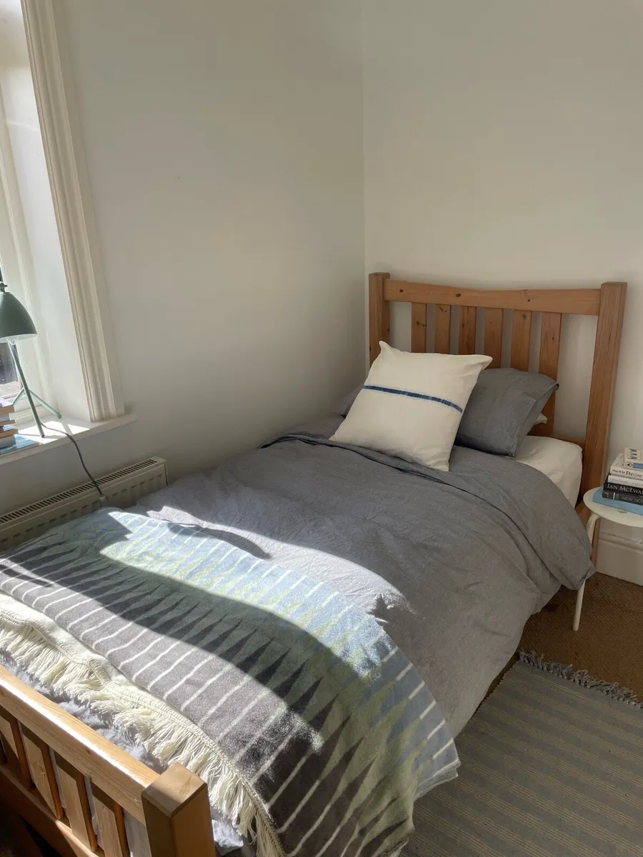 Wooden single bed frame - Image 1