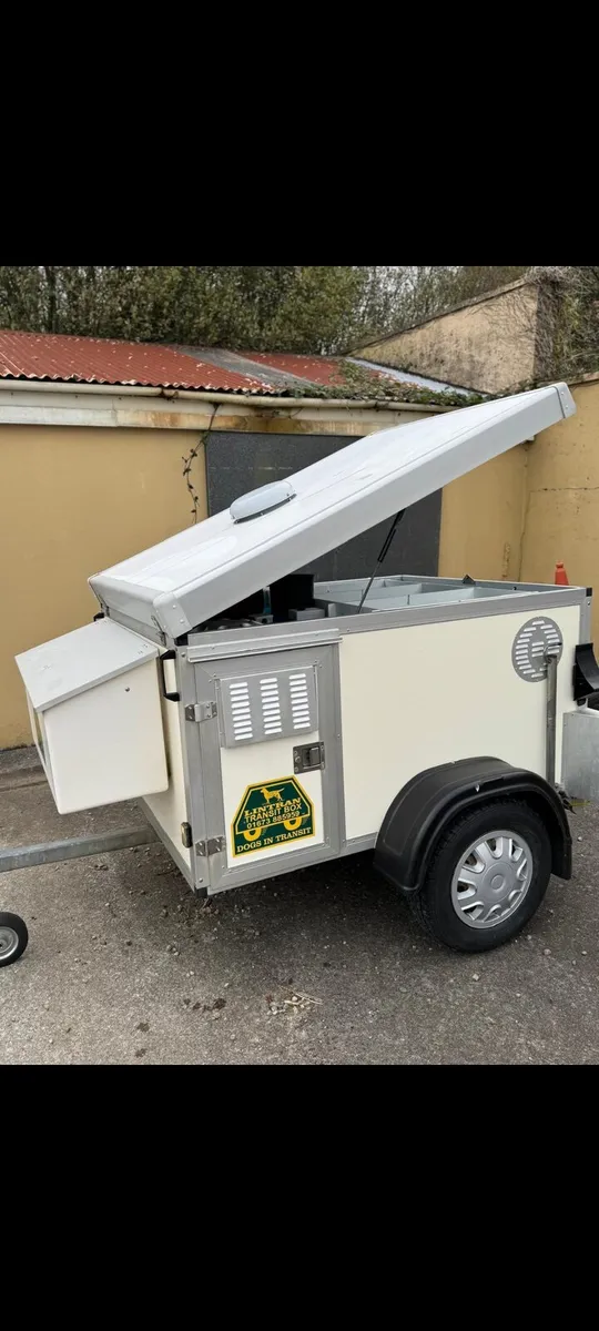 Dog trailer - Image 1