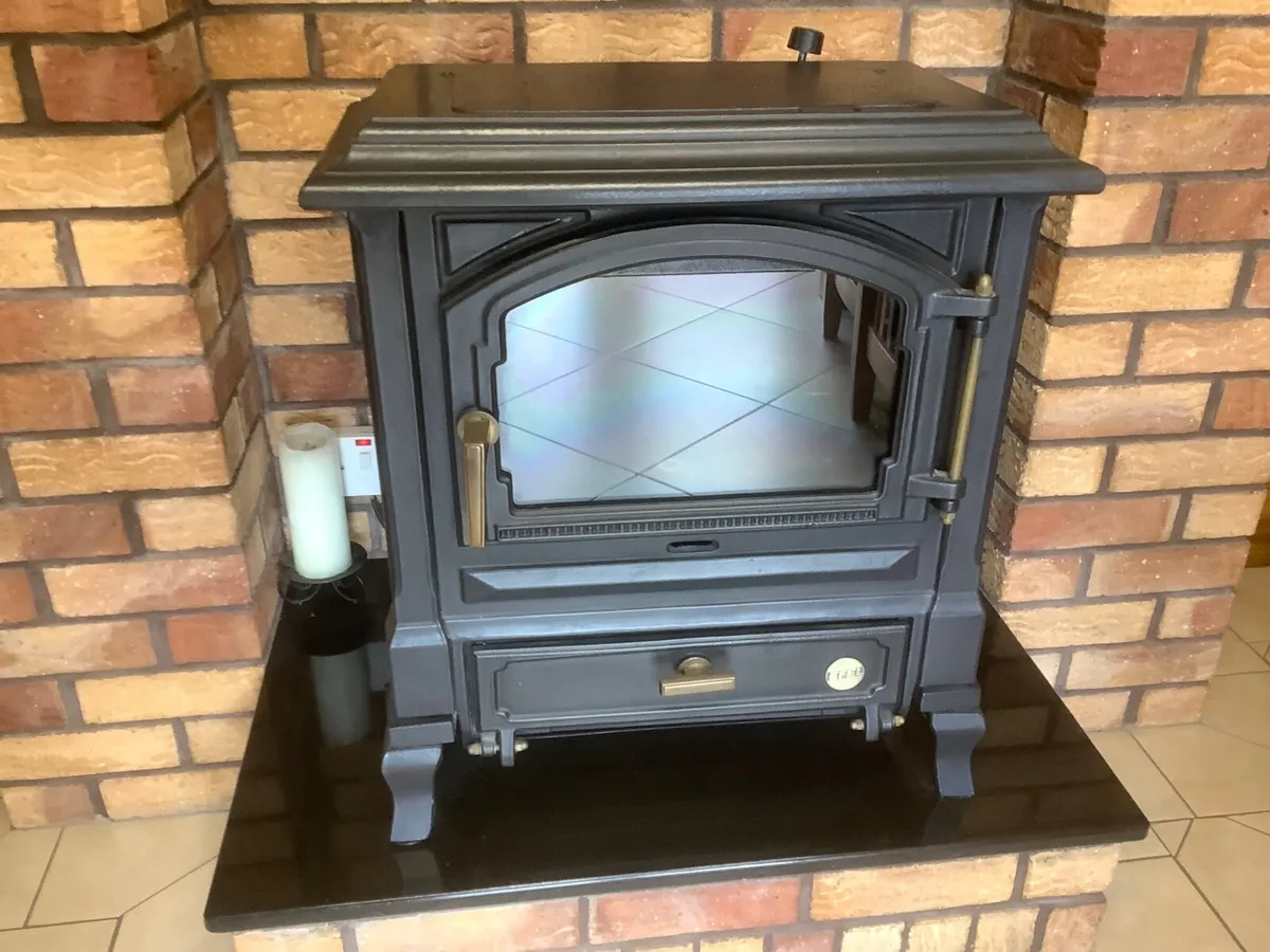 Efel Oil Stove with Back  Boiler - Image 1