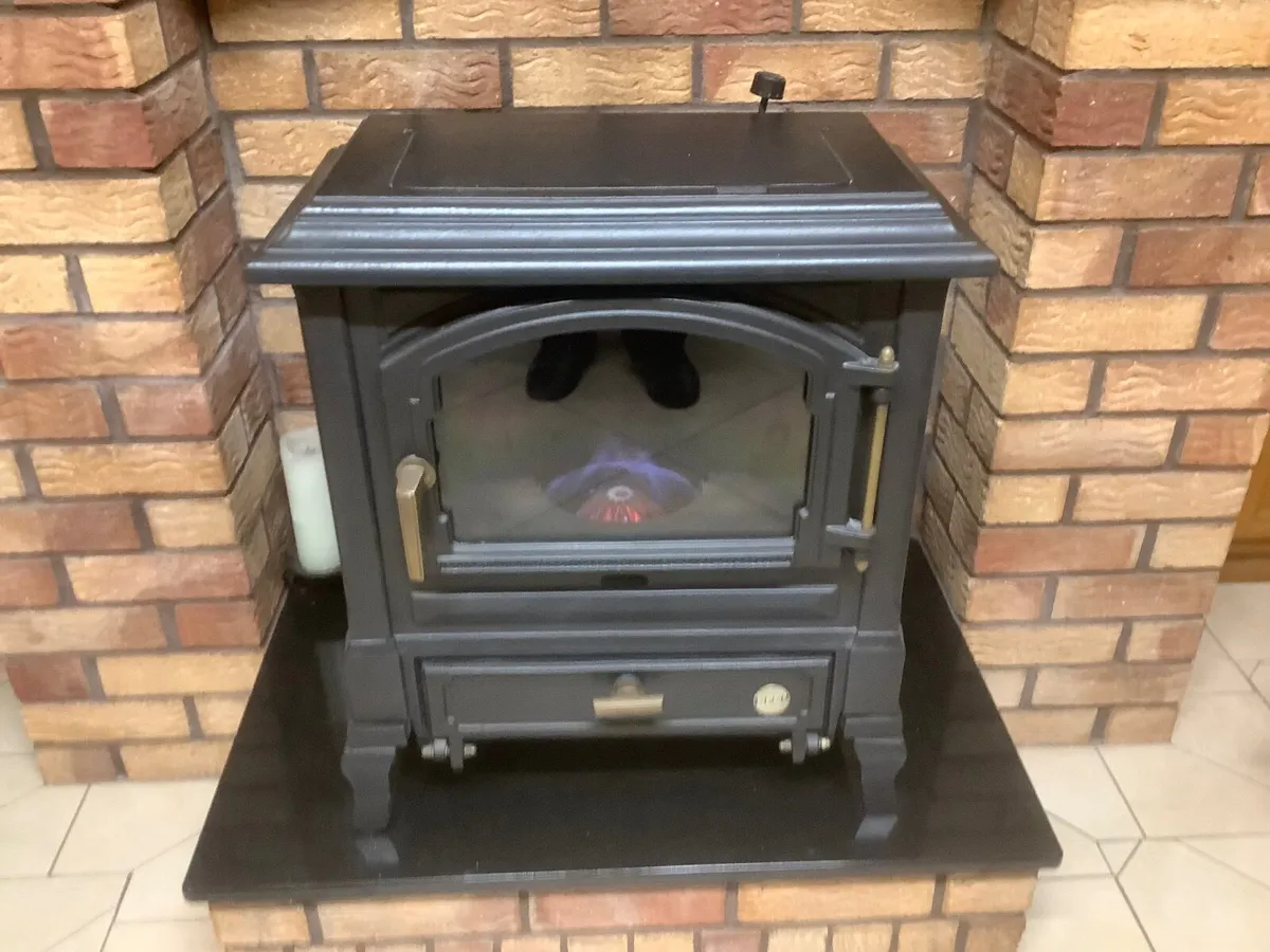 Efel Oil Stove with Back  Boiler - Image 3