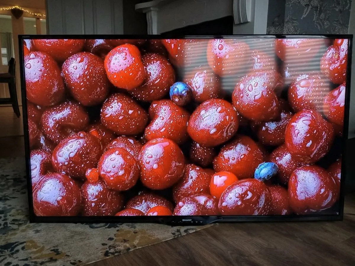Sharp 60" full HD TV (not smart) LC-60LE651K - Image 3