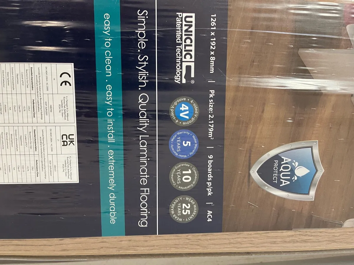 Laminated floor board 3 packets and underlay - Image 2