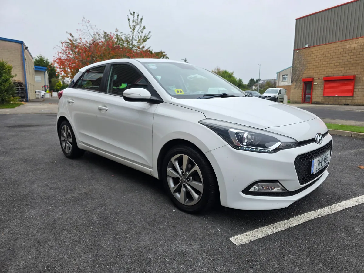 Hyundai i20 2017 ( NCT 01/27 !!) - Image 2