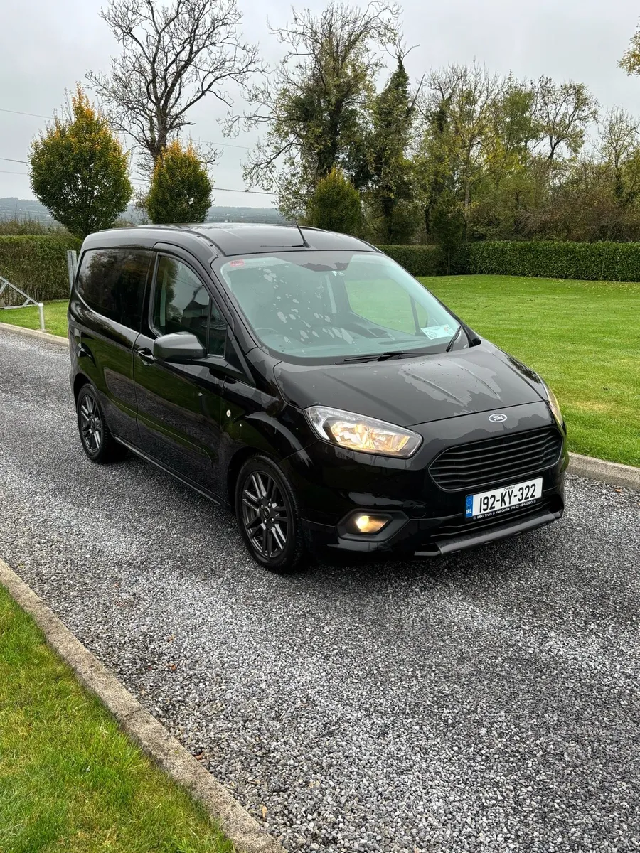 Ford transit courier - Image 1