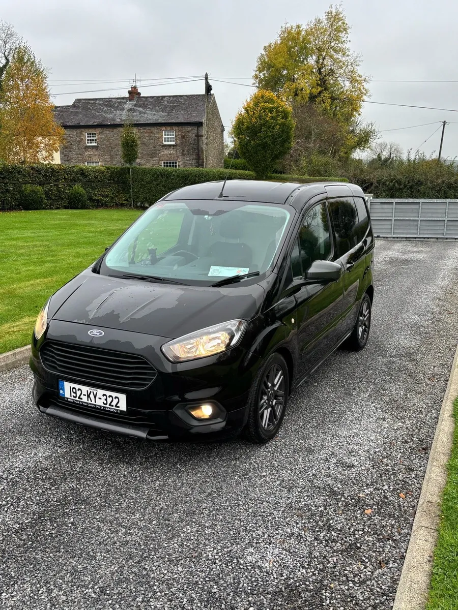 Ford transit courier - Image 2
