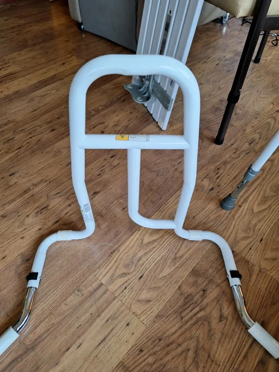 Bed rail for seniors etc - Image 2
