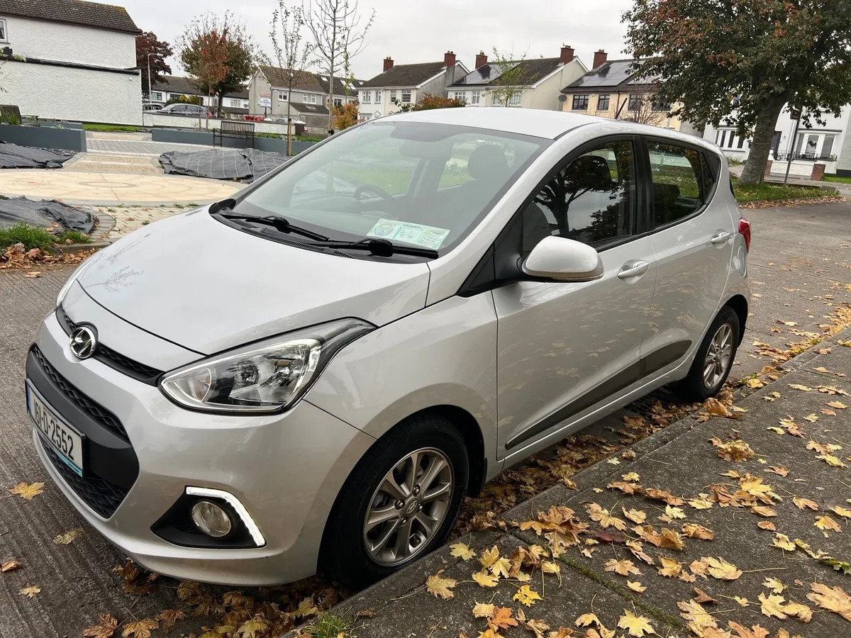 Hyundai i10 1.0 Petrol,Only 41K,Like Brand New, - Image 2