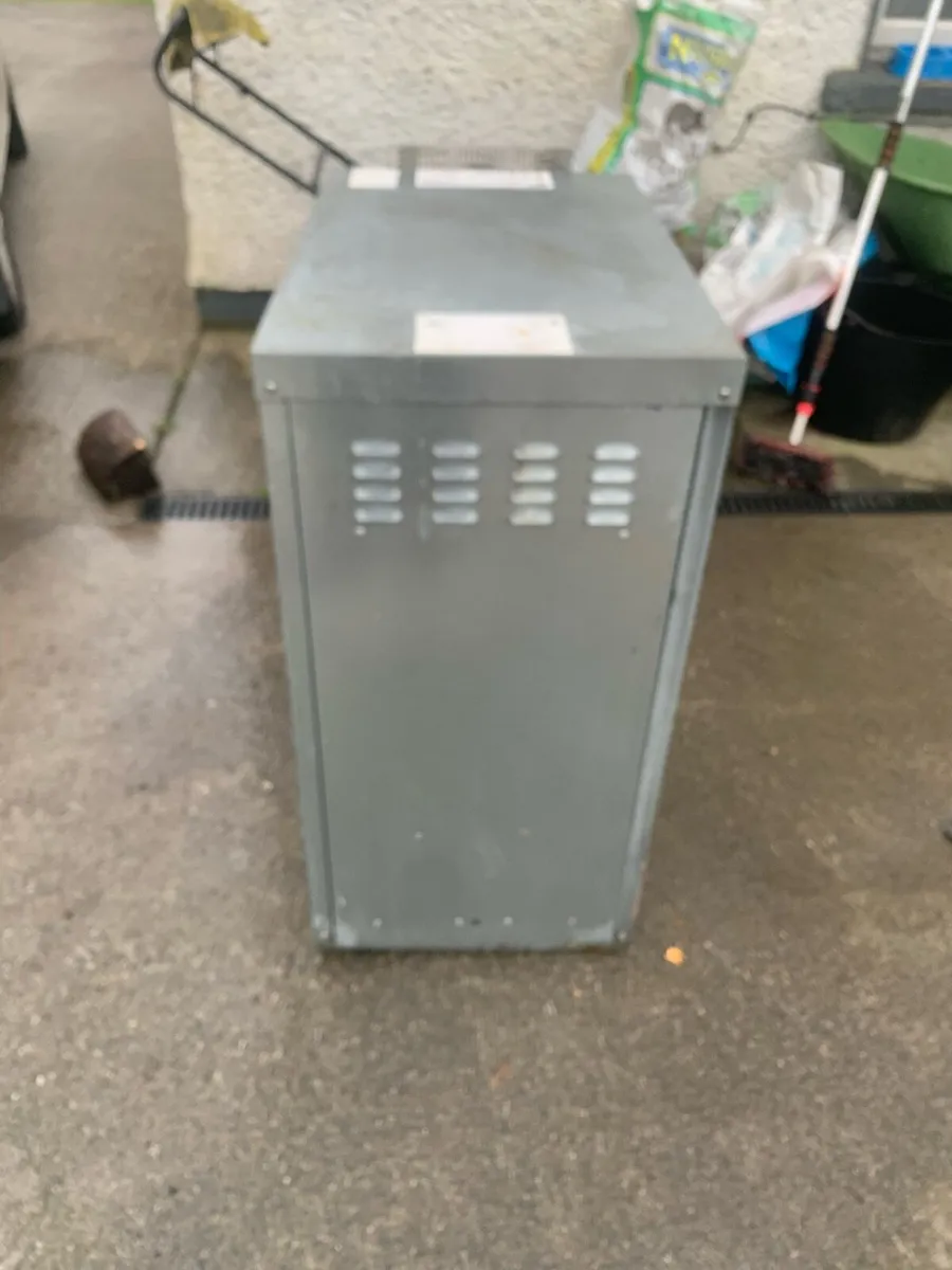Oil boiler - Image 2