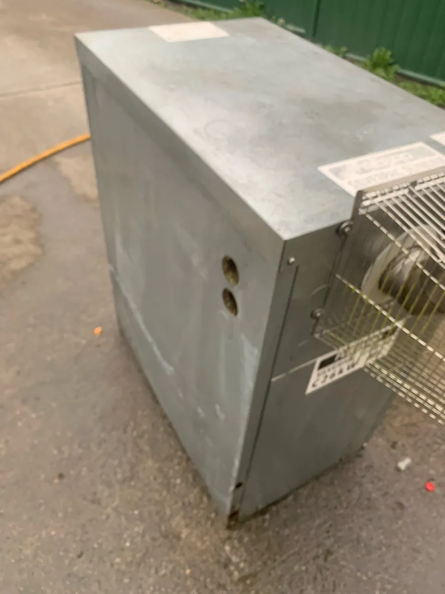 Oil boiler - Image 4