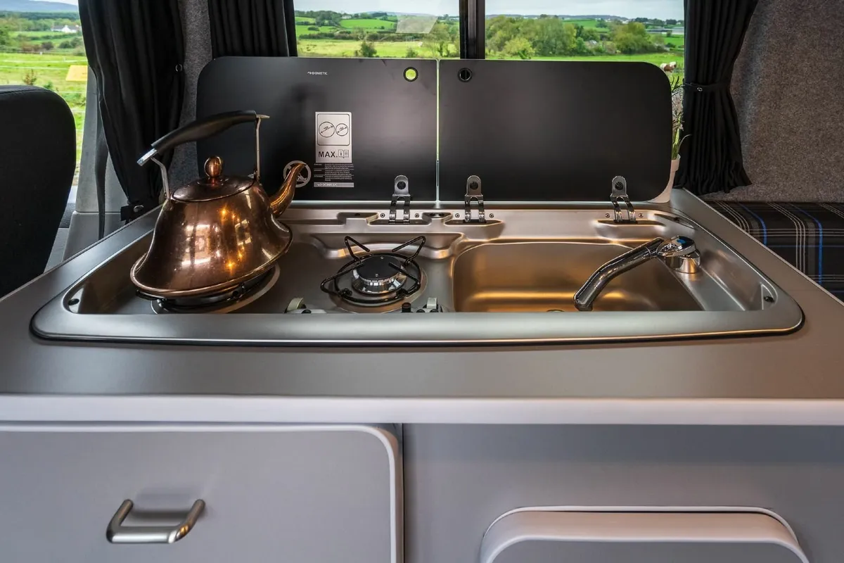 Vw transporter camper - Image 4