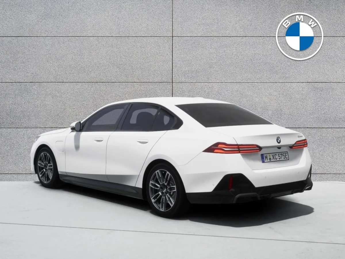 BMW 5 Series 530e M Sport - Image 2