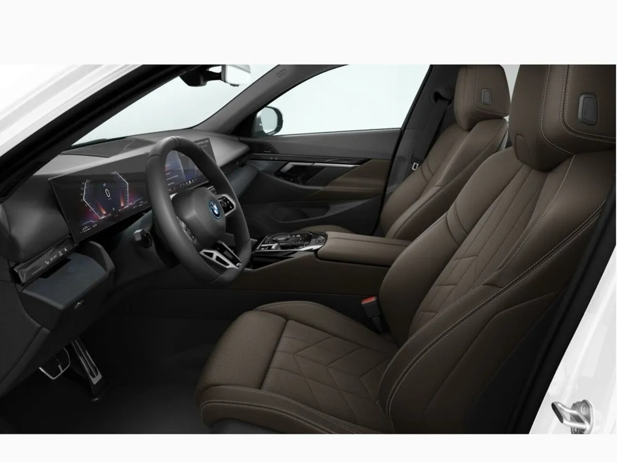 BMW 5 Series 530e M Sport - Image 4