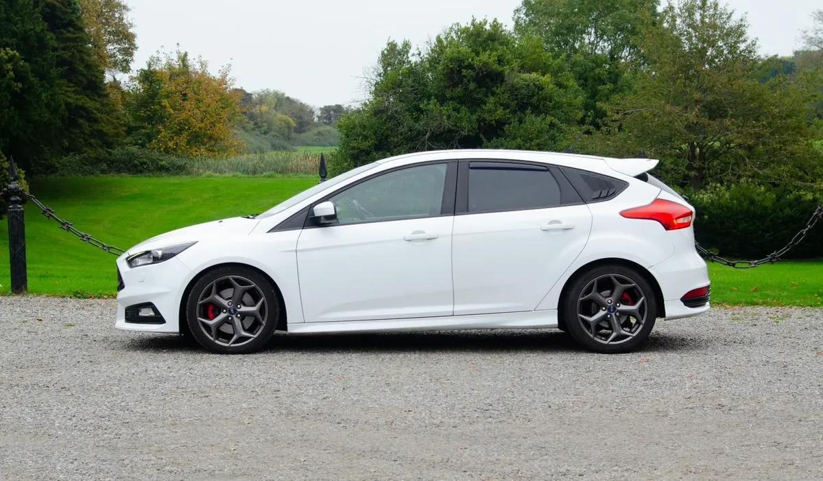 Ford Focus ST-3 2.0 TDCI 2015 Low Mileage - Image 4