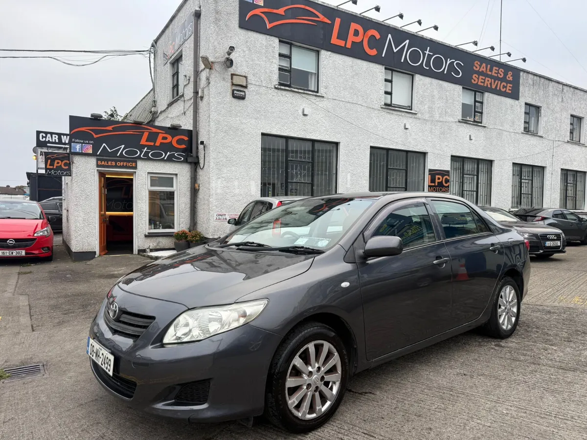 Toyota Corolla 2008 - Image 1