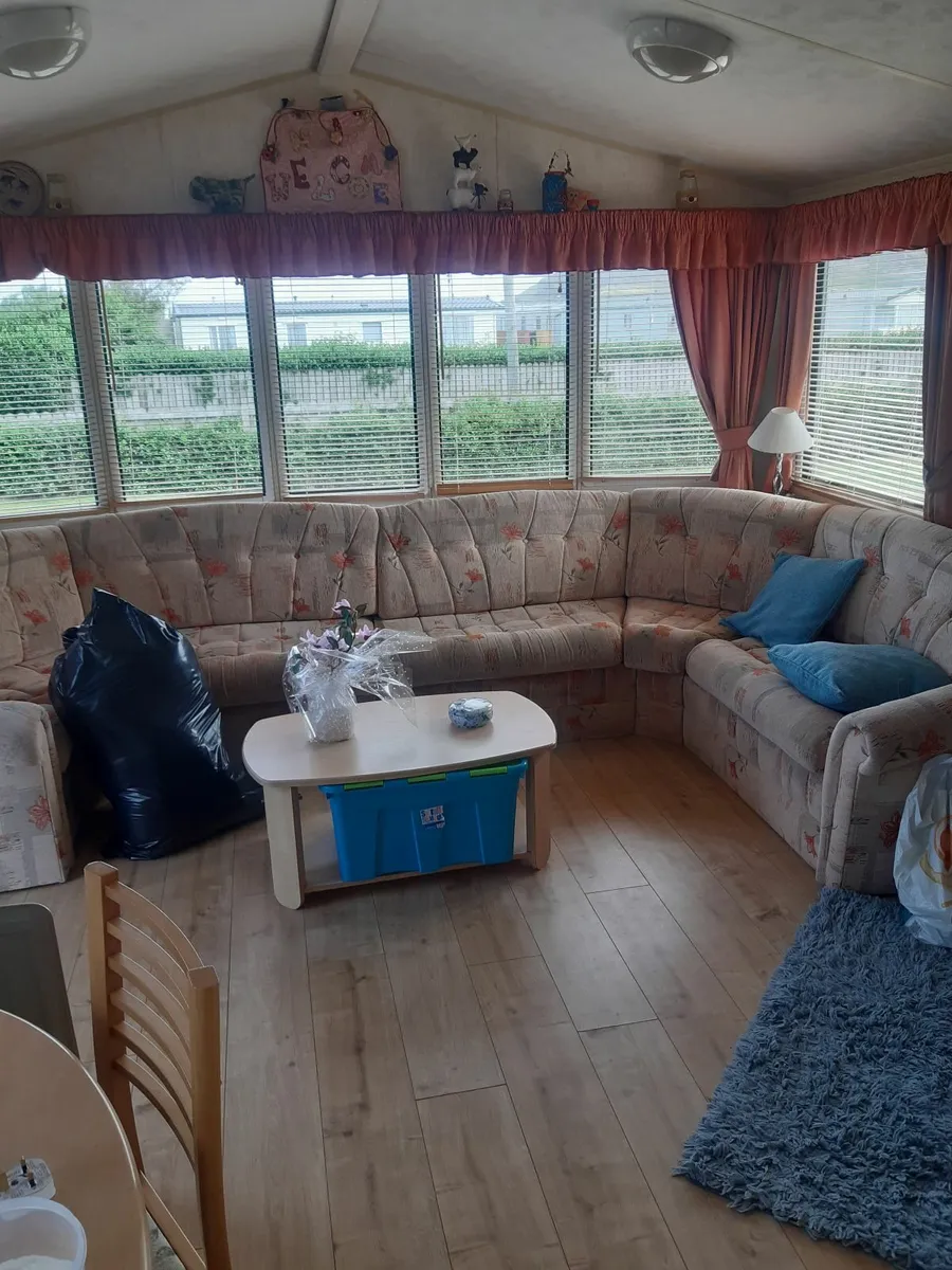 Mobile home for sale - Image 2