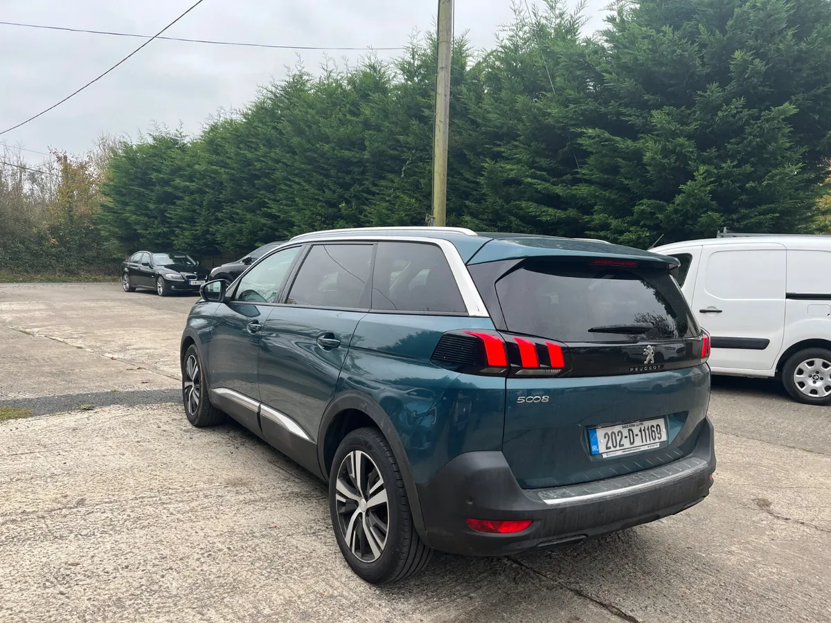 Peugeot 5008 2020 - Image 3