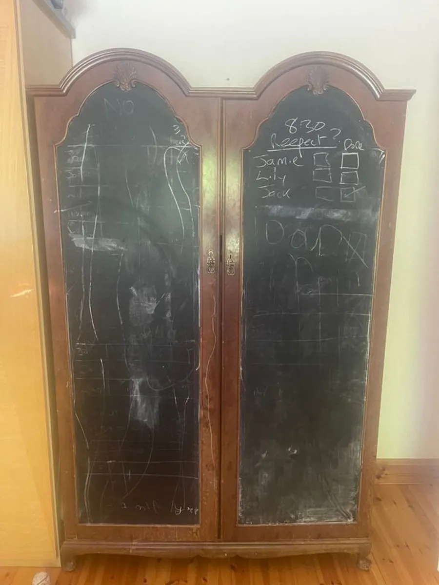 Antique wardrobe - Image 1