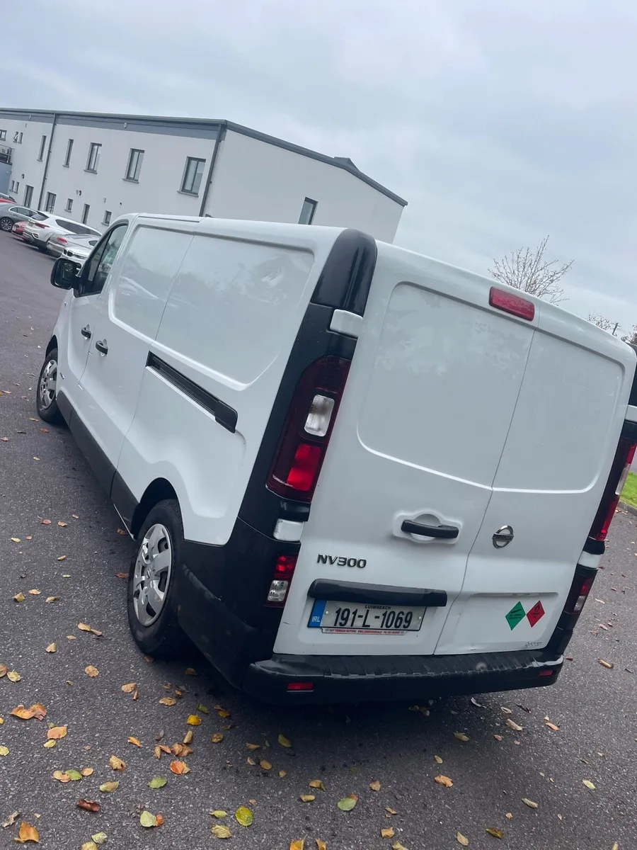 Nissan nv300 - Image 3