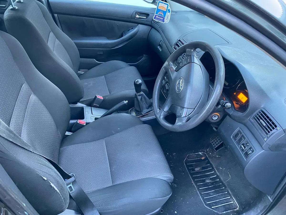 Toyota Avensis 2007 - Image 4