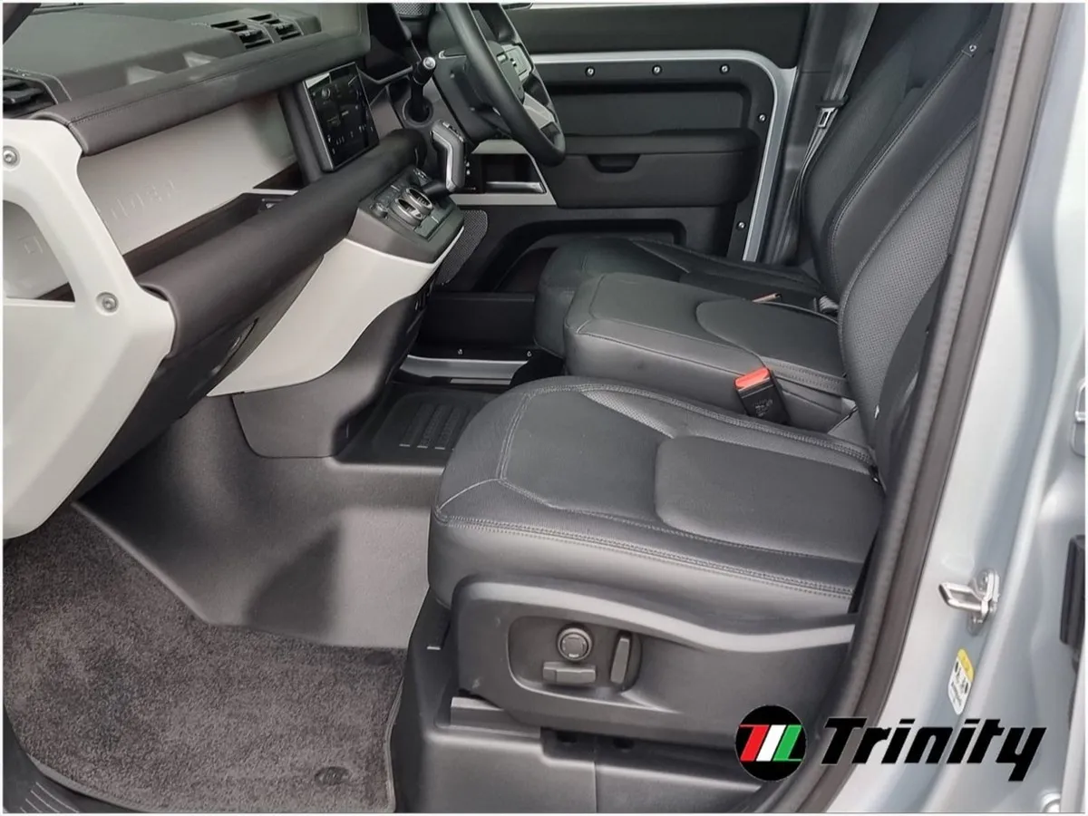 Land Rover Defender Defender X-dynamic Se Phev A - Image 4