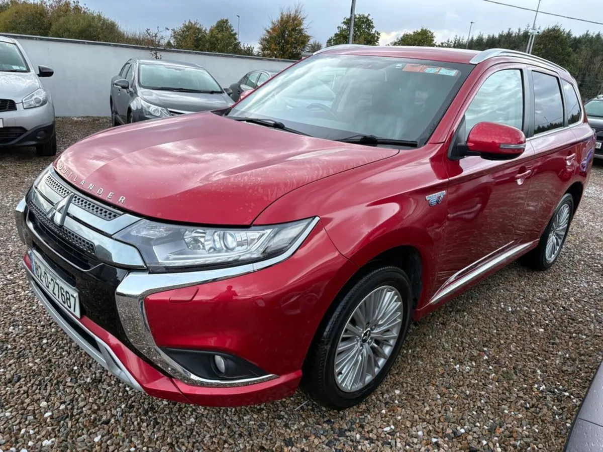 Mitsubishi Outlander 2.4 Juro Phev 221BHP 4WD - Image 3