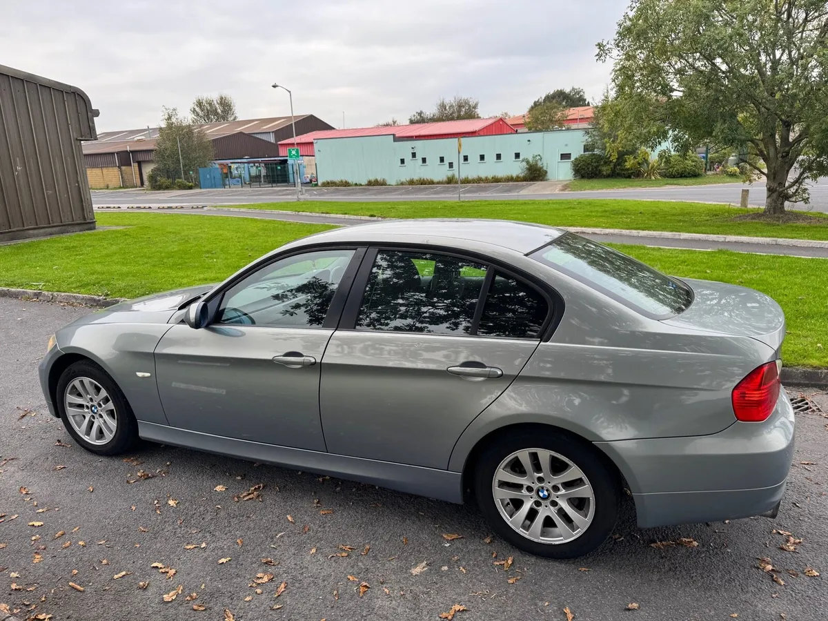 Automatic BMW 318i2008 Automatic - Image 4