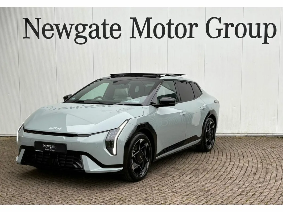 Kia EV4 FAST BACK - Image 1