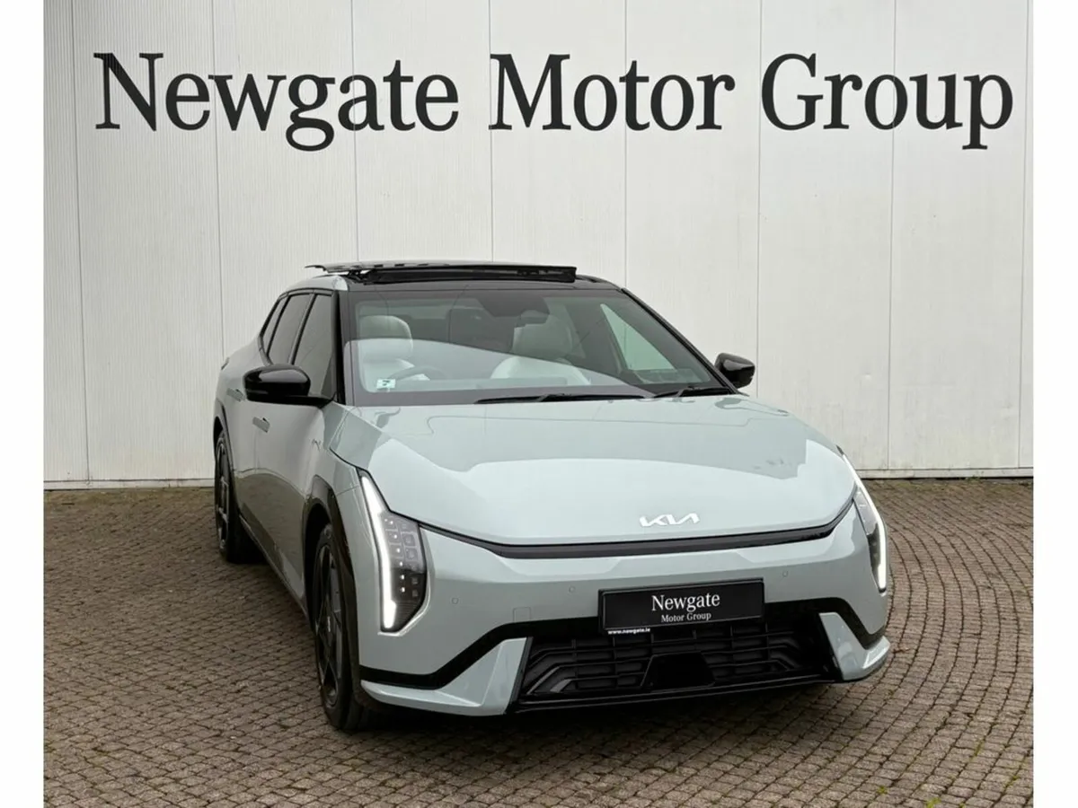 Kia EV4 FAST BACK - Image 3