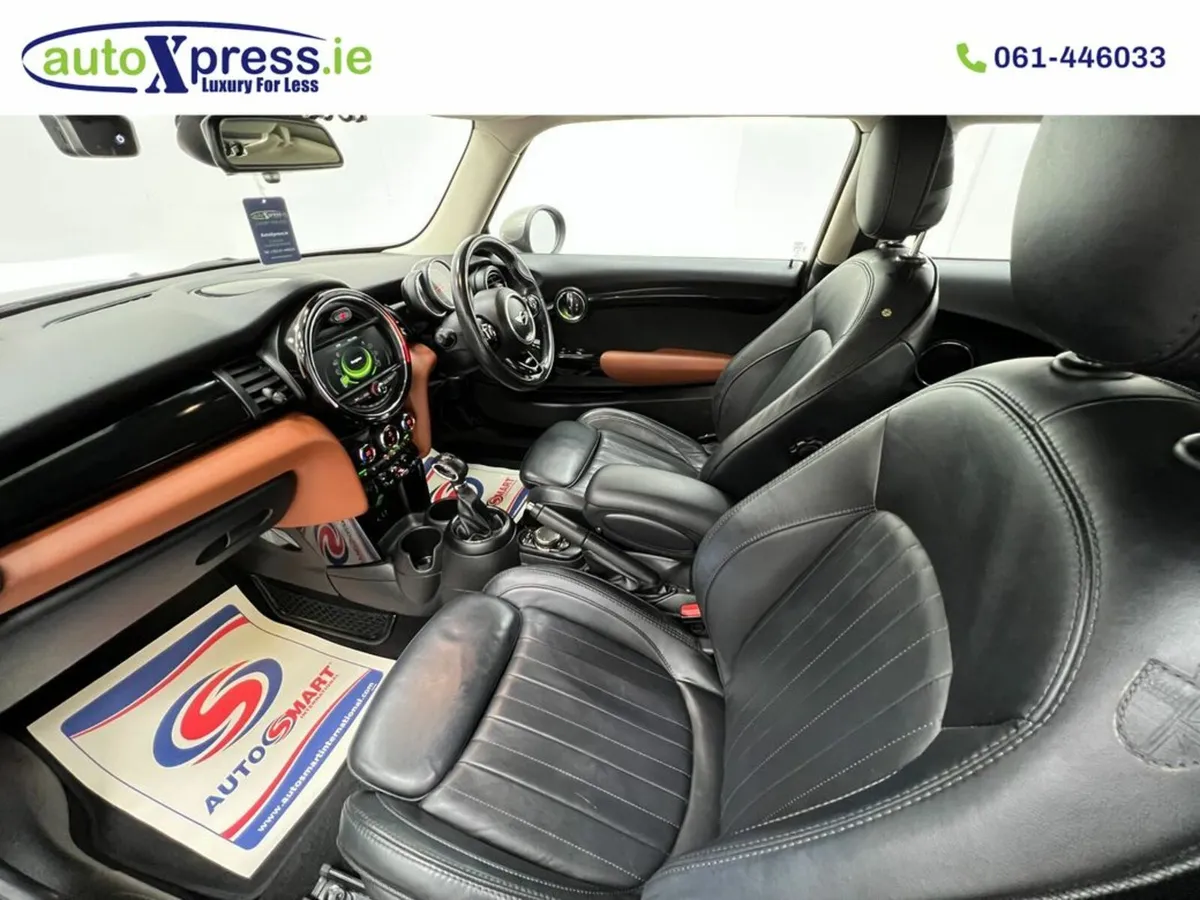 Mini Cooper D 2.0 Automatic, Reversing camera - Image 4