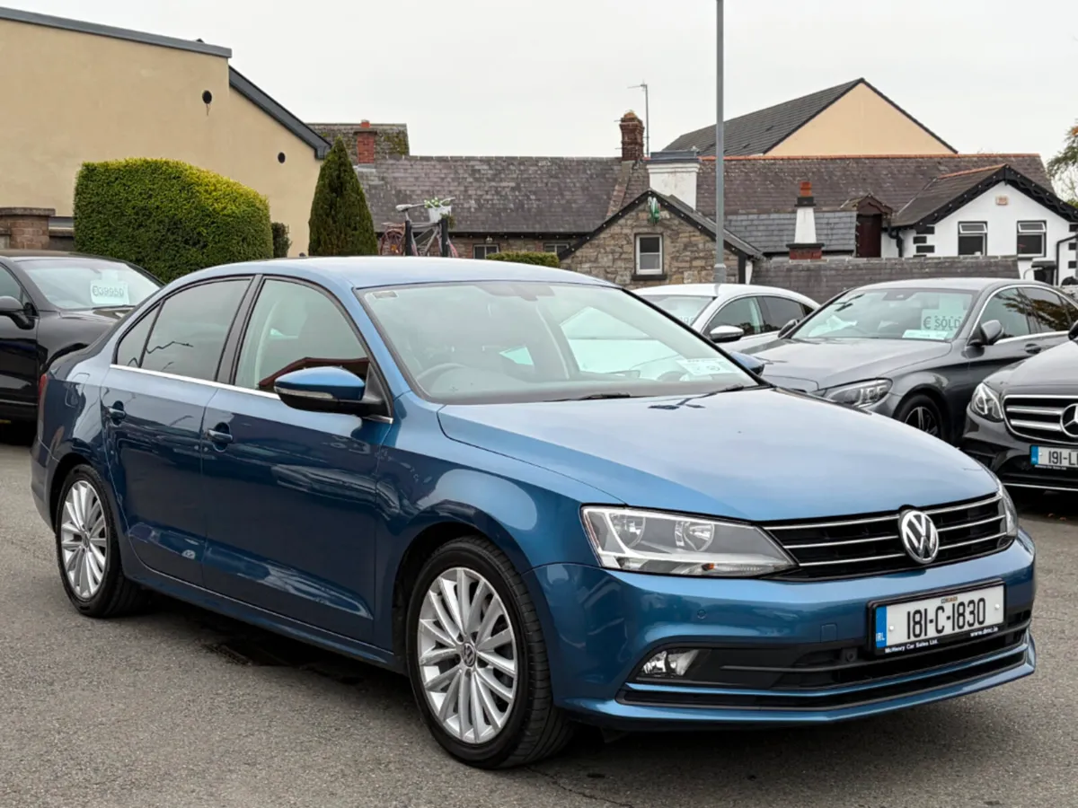 Volkswagen Jetta HIGHLINE 2.0tdi M5F 110BHP 4DR - Image 3