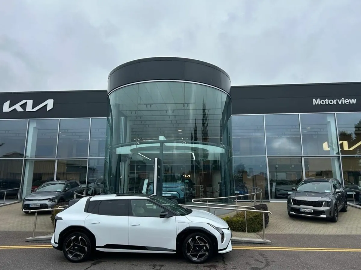 Kia EV4 EV4 HATCHBACK GT-LINE, **0% FINANCE** **7 - Image 1