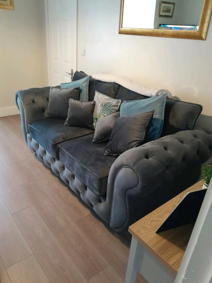 Sofa - Image 3
