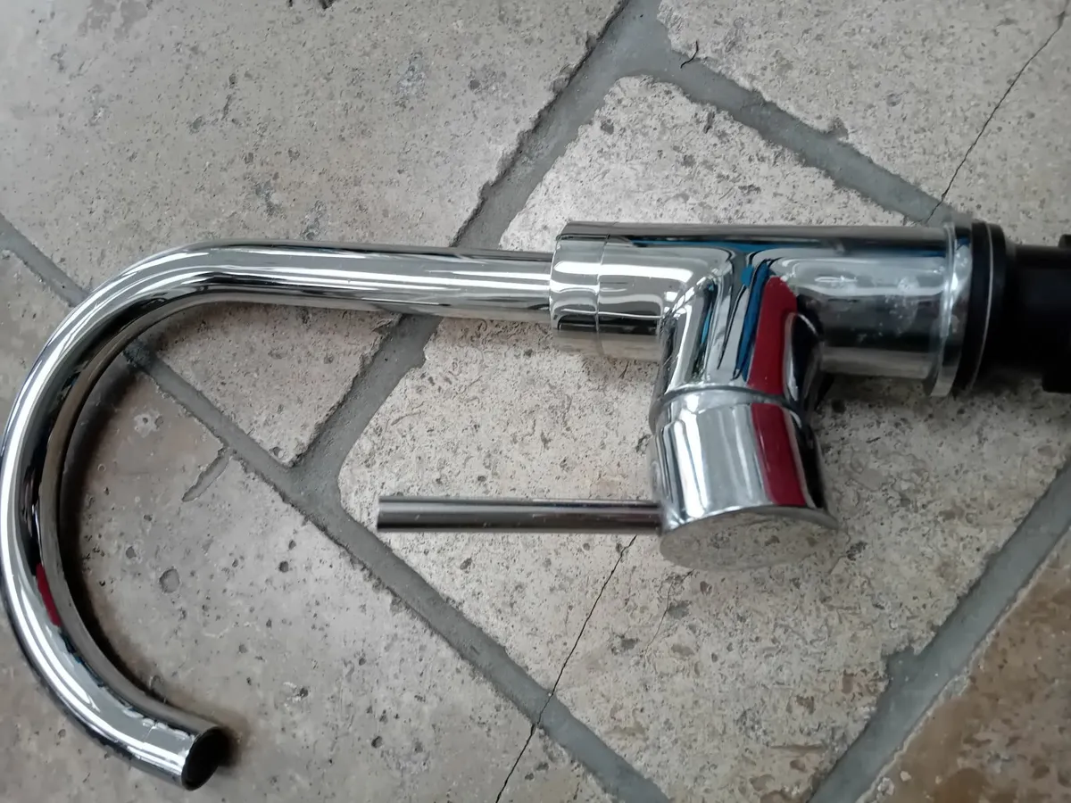 Kitchen tap - Image 3