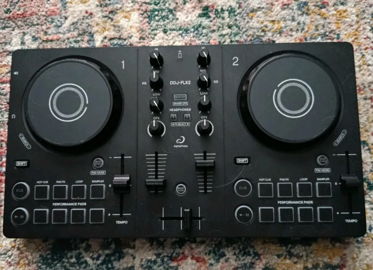 AlphaTheta DDJ-FLX2 DJ Controller - Image 1