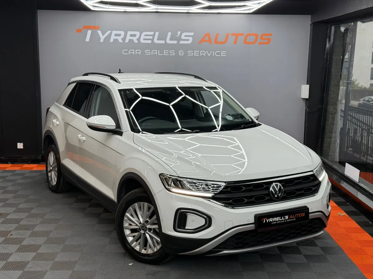 Volkswagen T-Roc 2.0TDI Life "ONLY 56K KMS" 2022 - Image 4