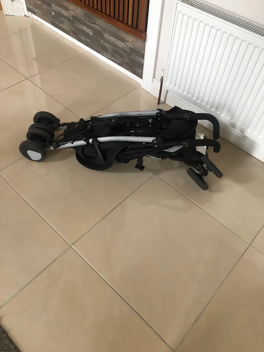 Stroller - Image 4