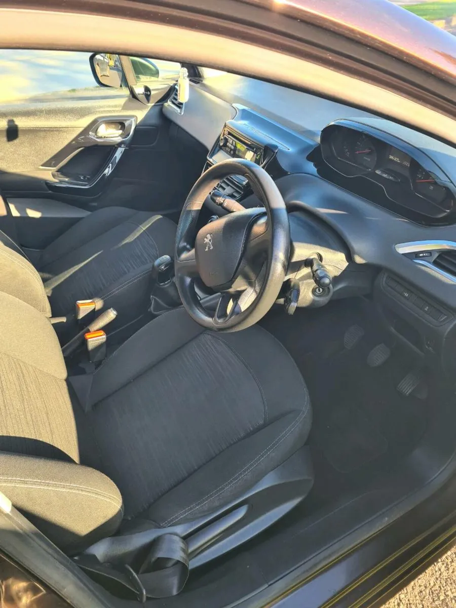 Peugeot 208 2013 1l 5 door, low milage, fresh NCT - Image 4