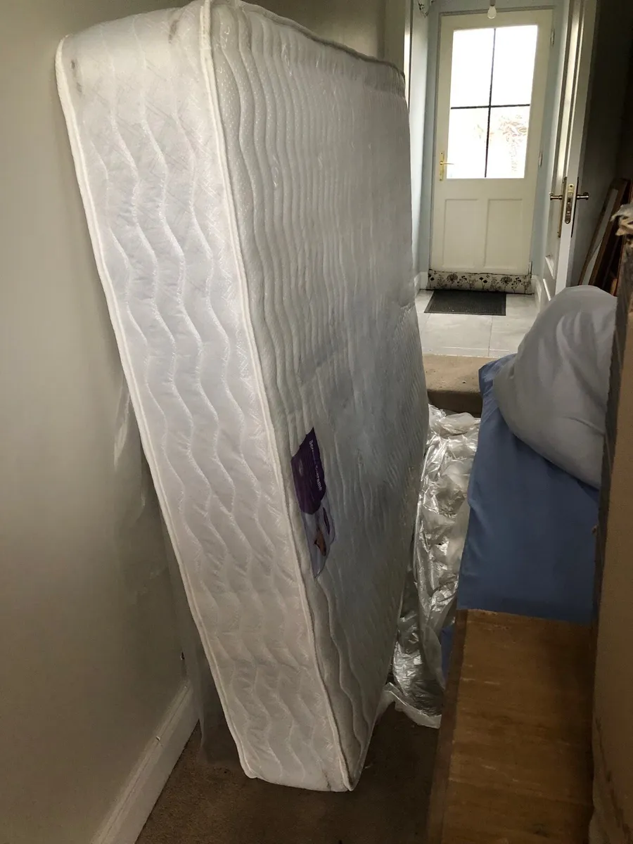 Mattress - Image 2