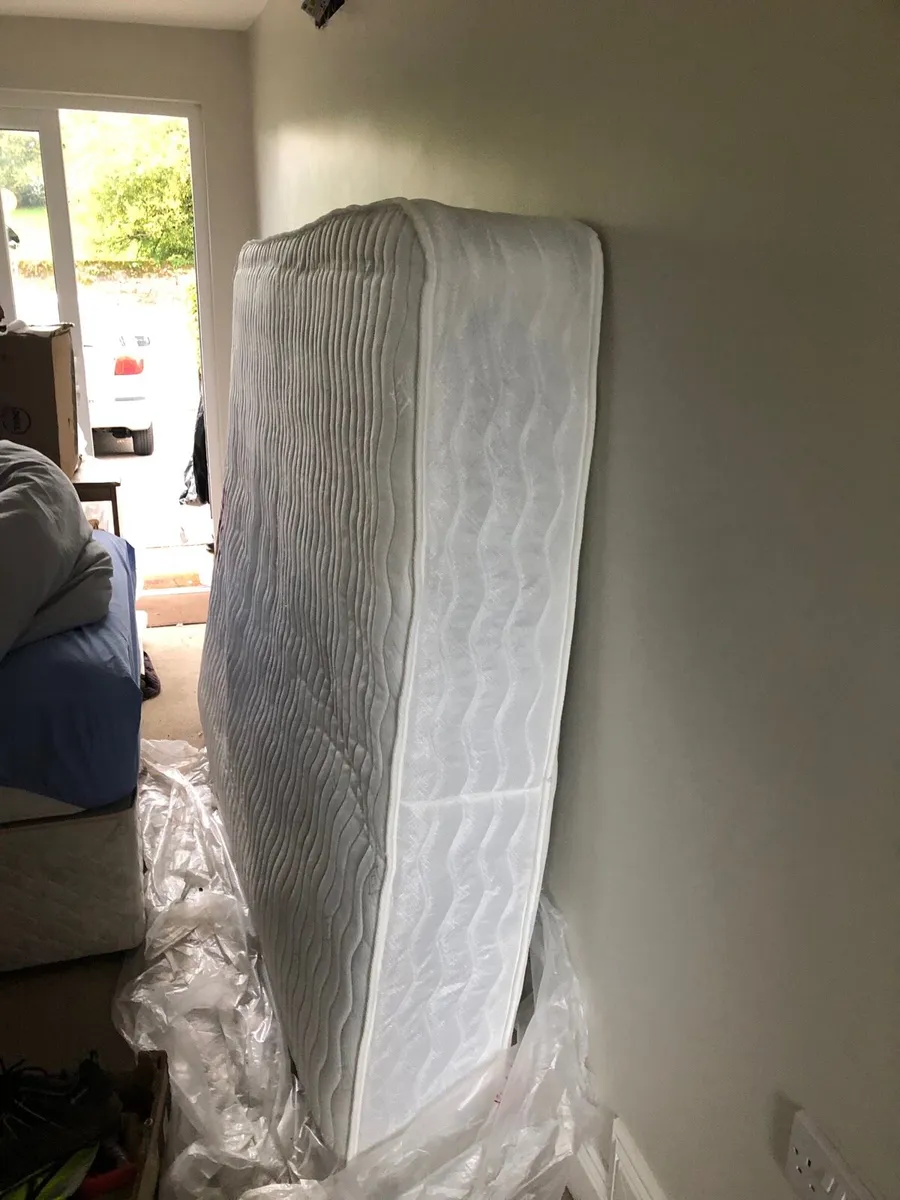 Mattress - Image 3