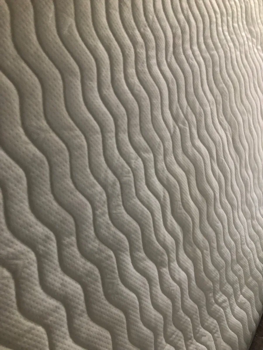 Mattress - Image 4