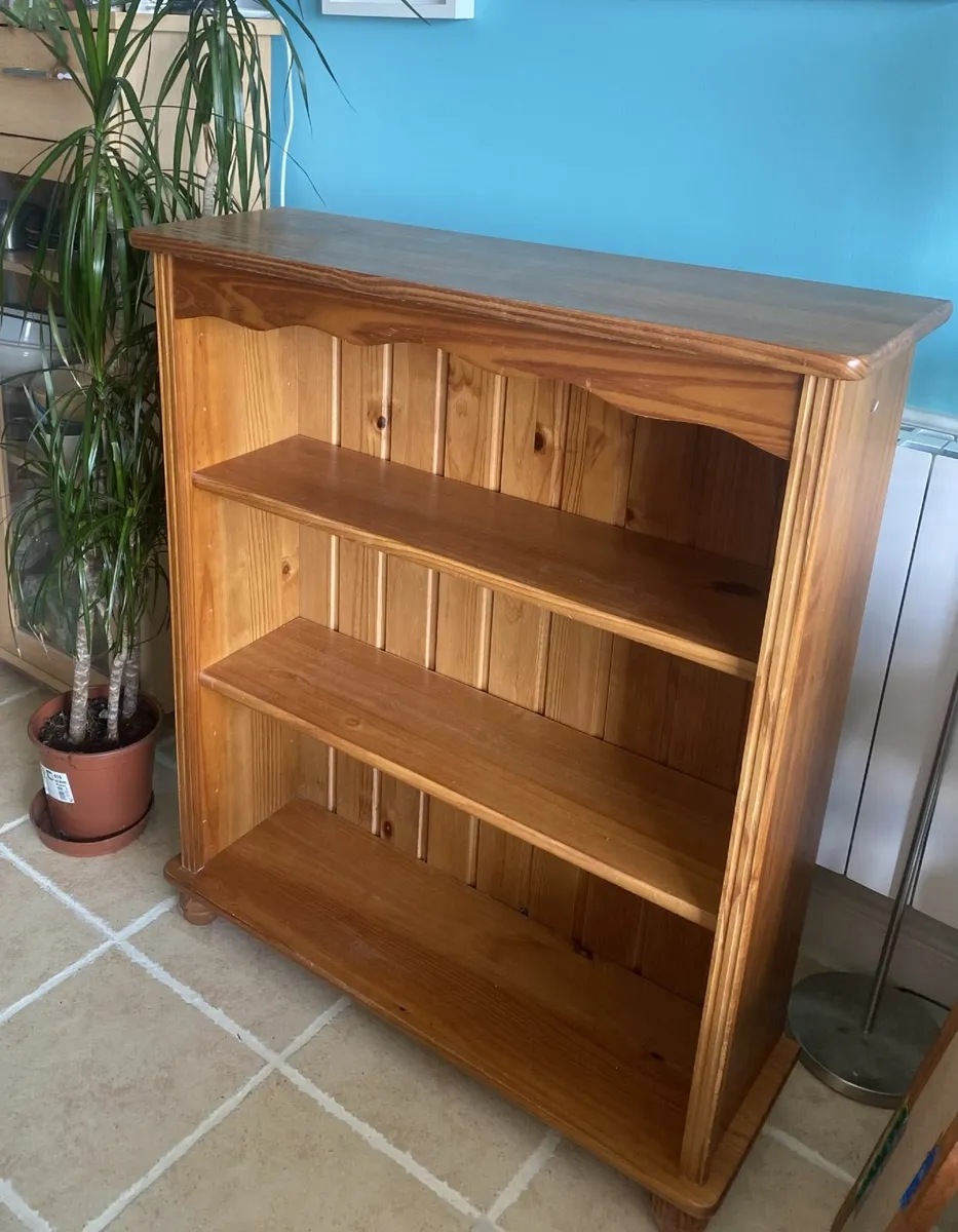 bookcases - Image 1