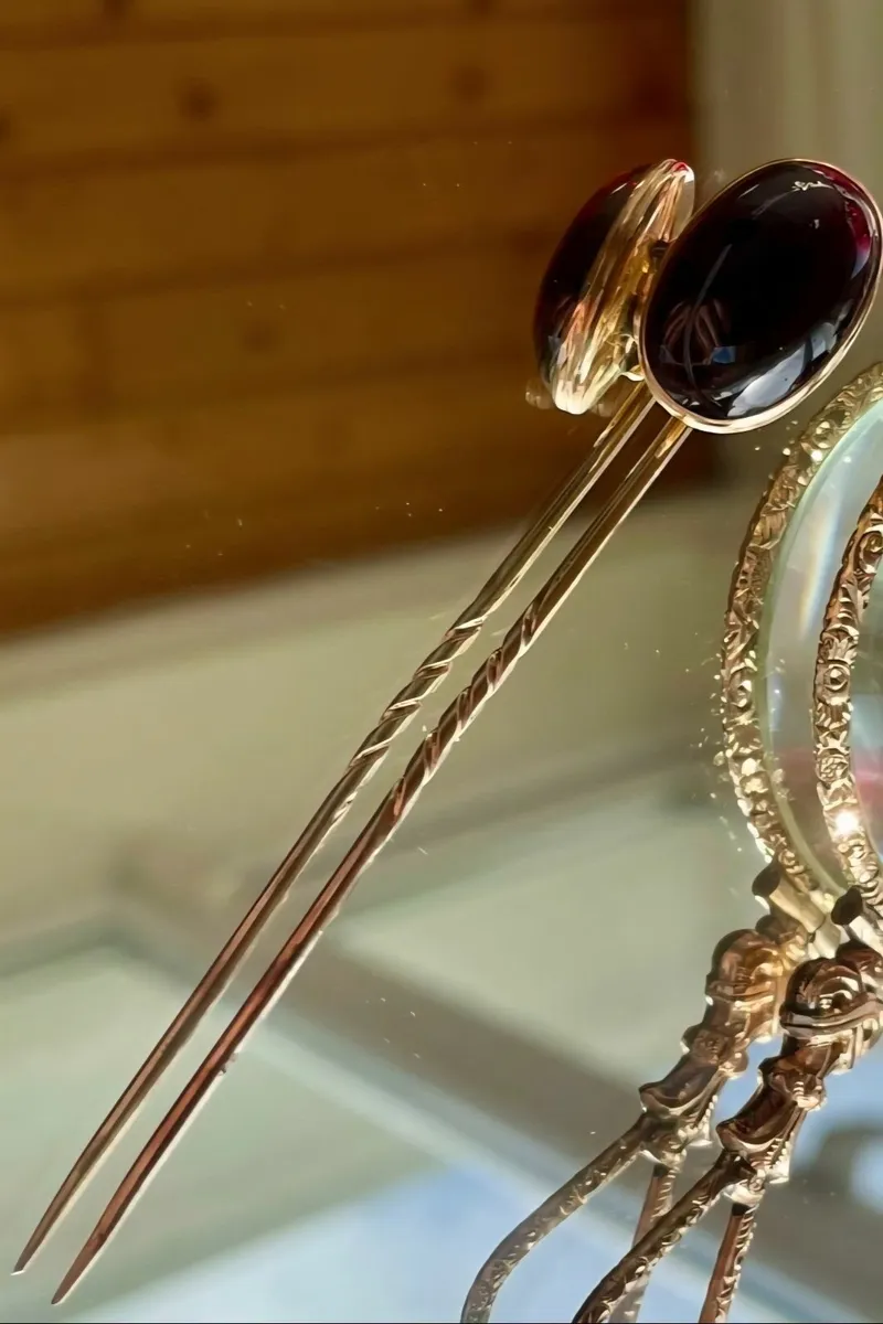 14c Gold Magnifying Glass +Red Garnet Stick Pin. - Image 2